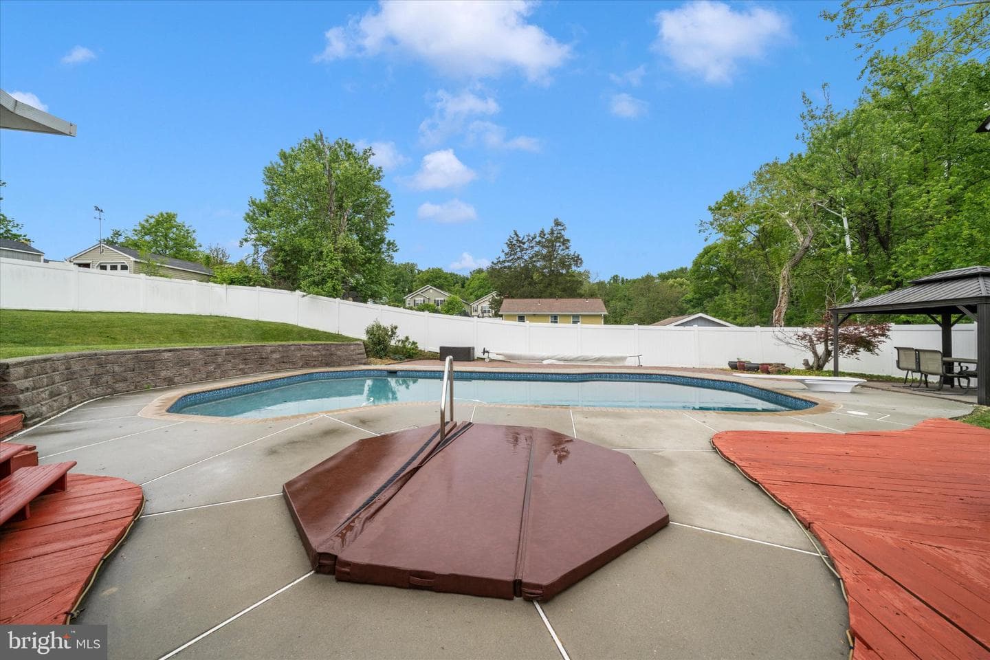 6334 Euclid Avenue photo 42