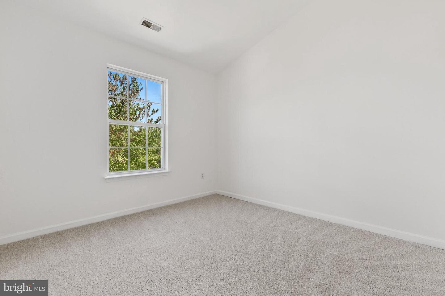 8769 Stonehouse Drive photo 38