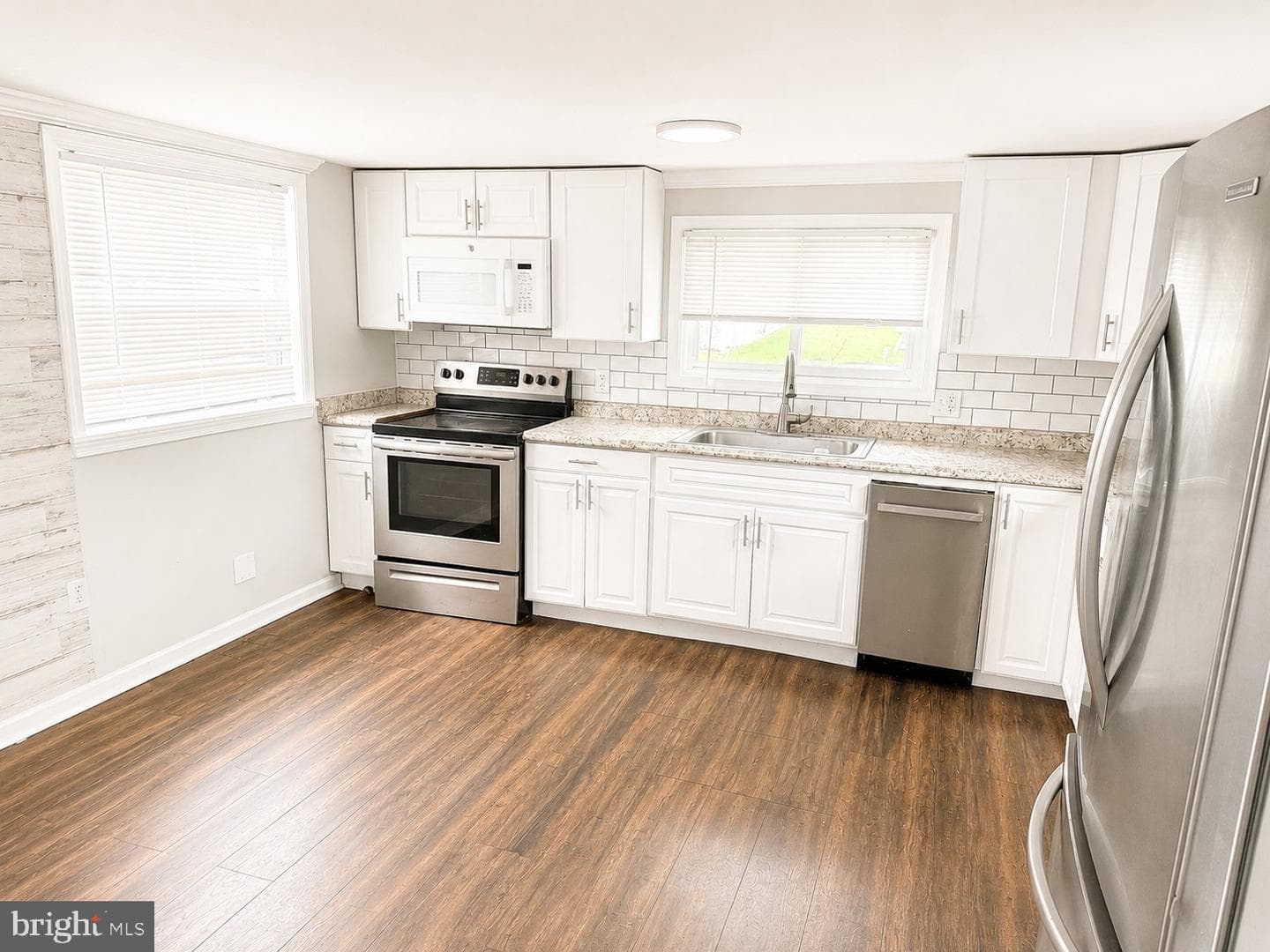 6505 Vert Dr photo 3