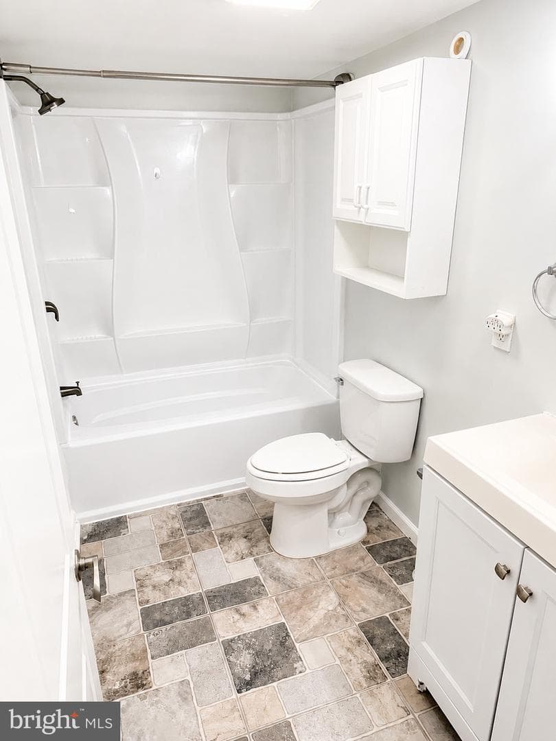 6505 Vert Dr photo 8