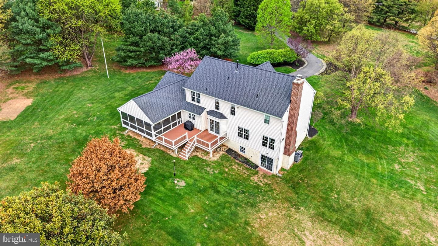 14736 Carriage Mill Road photo 5