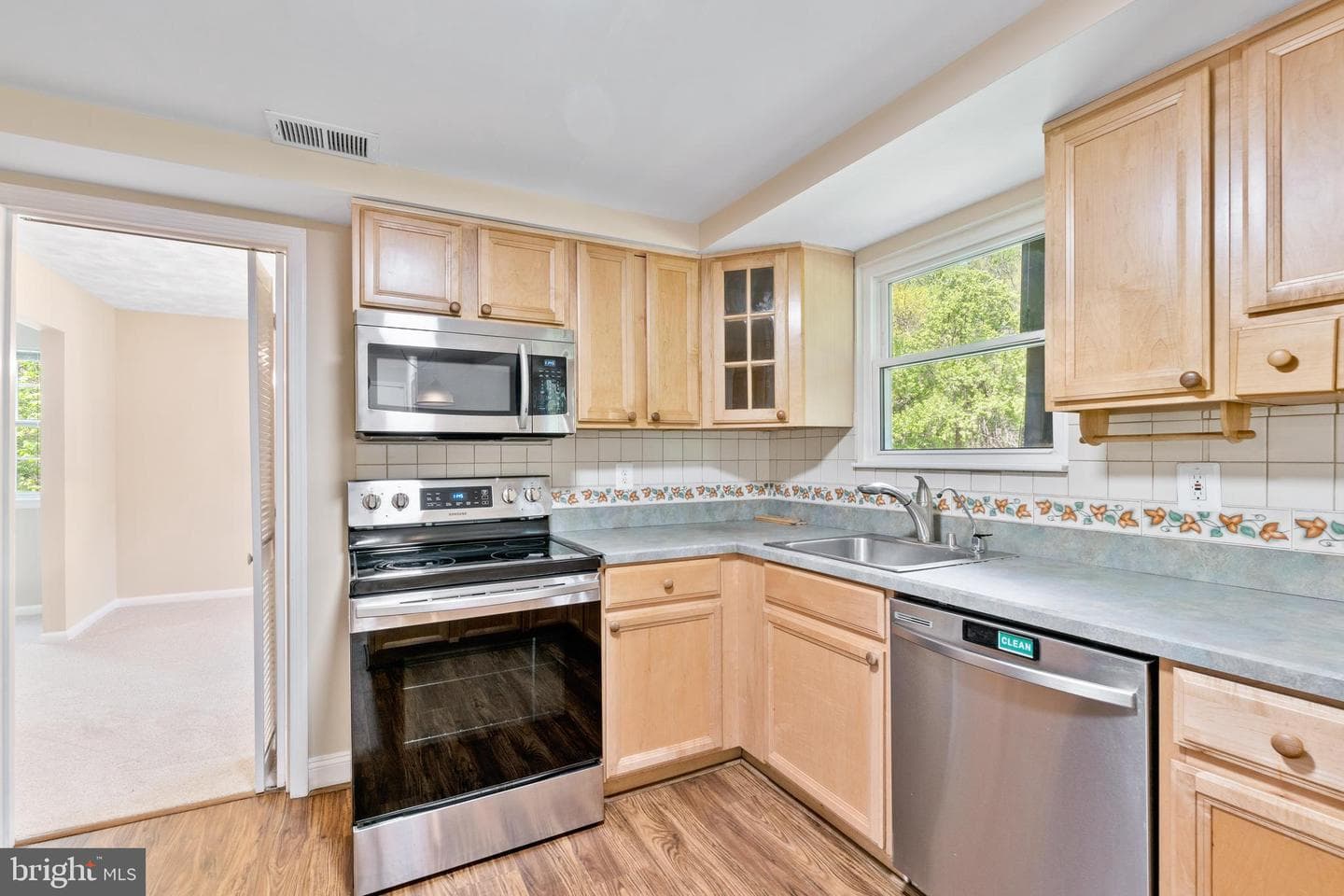 7032 Mink Hollow Road photo 12
