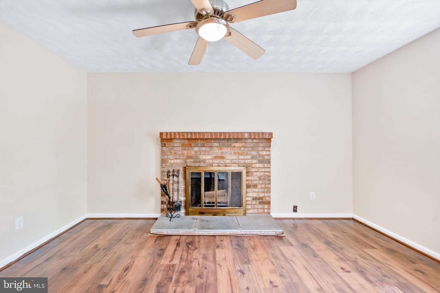 7032 Mink Hollow Road photo 4