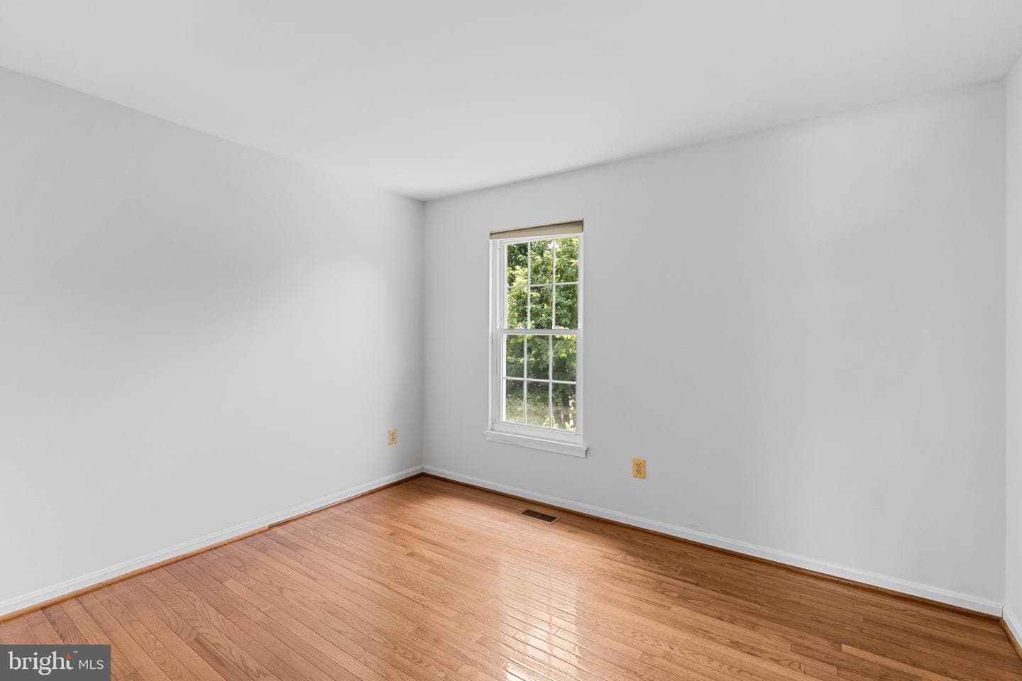 3515 Woodgate Court photo 32