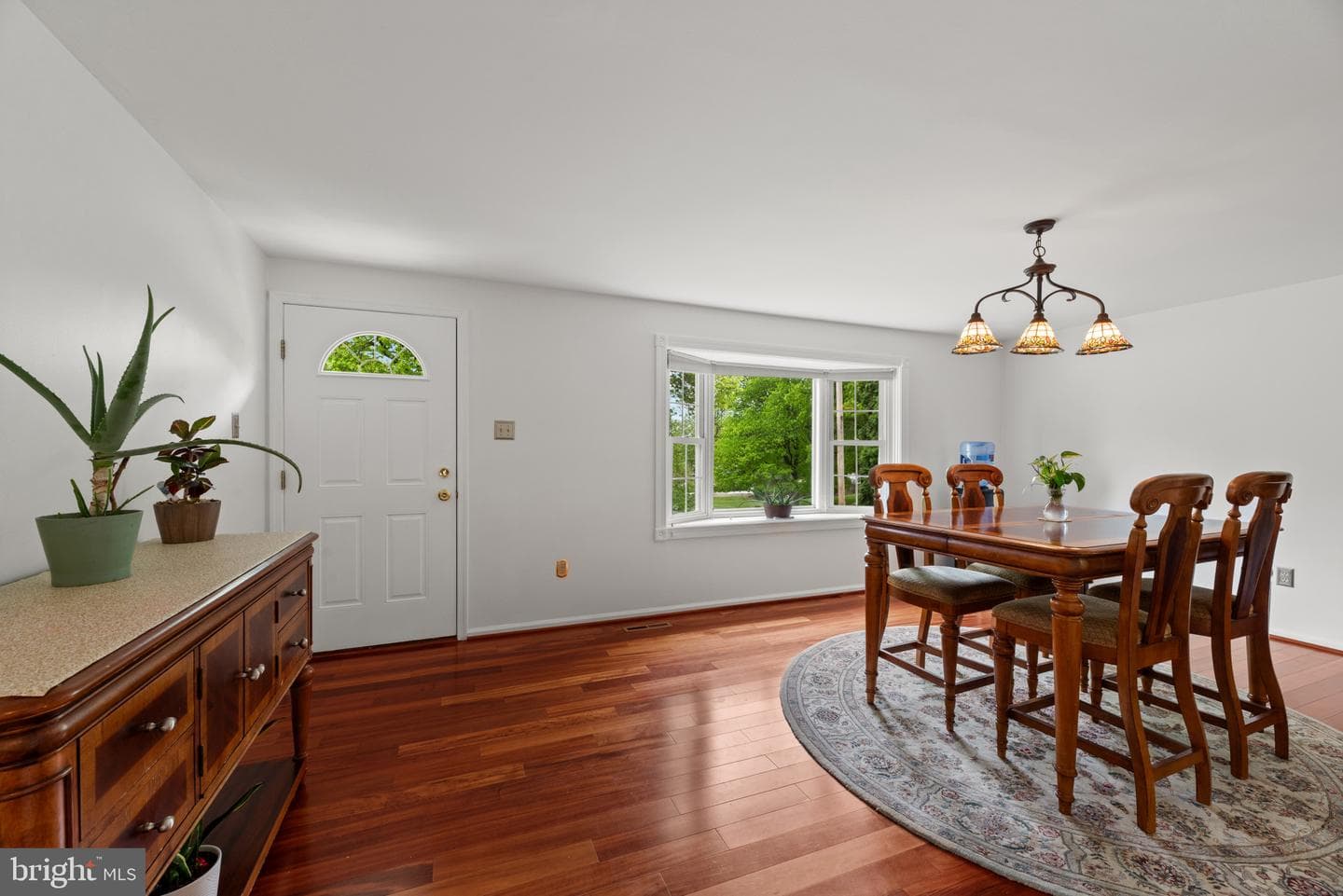 5034 Avoca Avenue photo 5