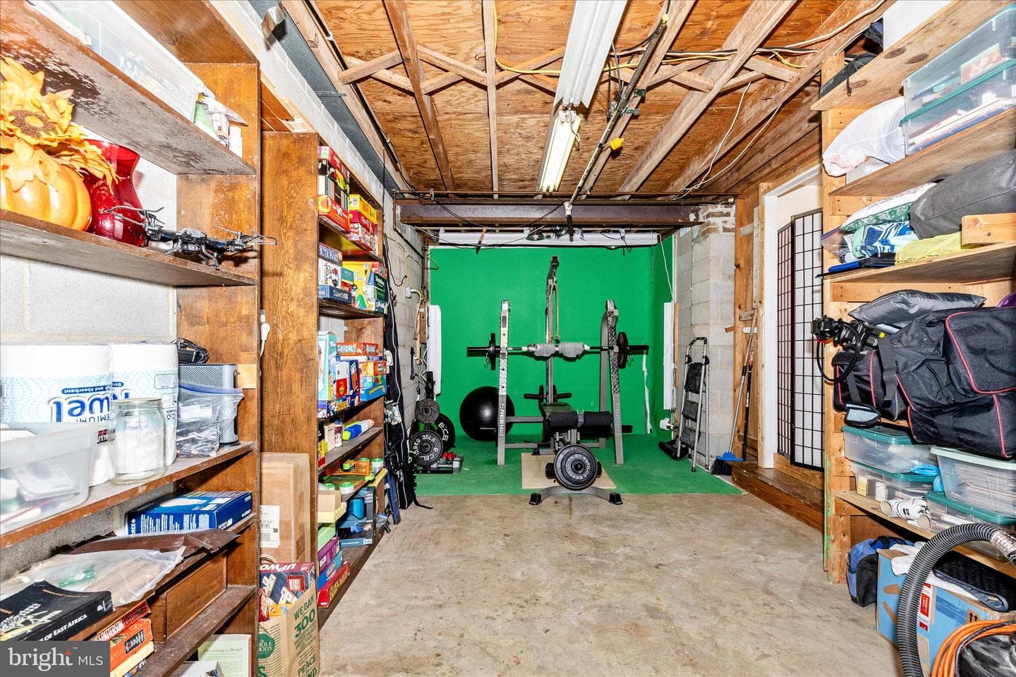 7946 Helmart Drive photo 42