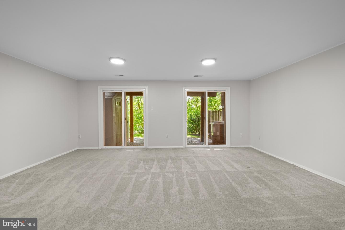 4731 Leyden Way photo 20
