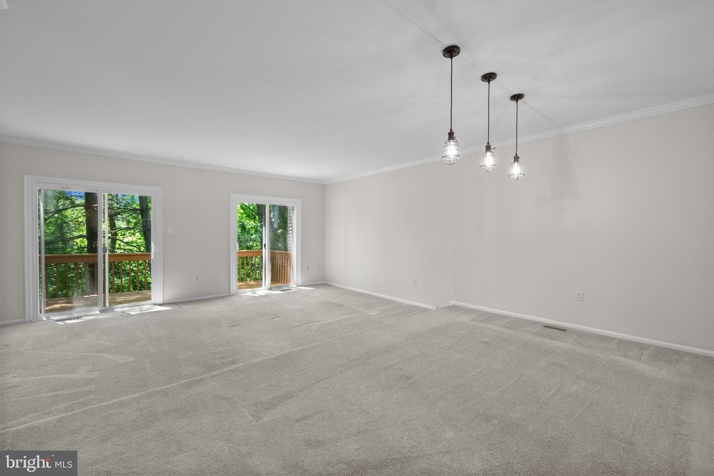 4731 Leyden Way photo 7