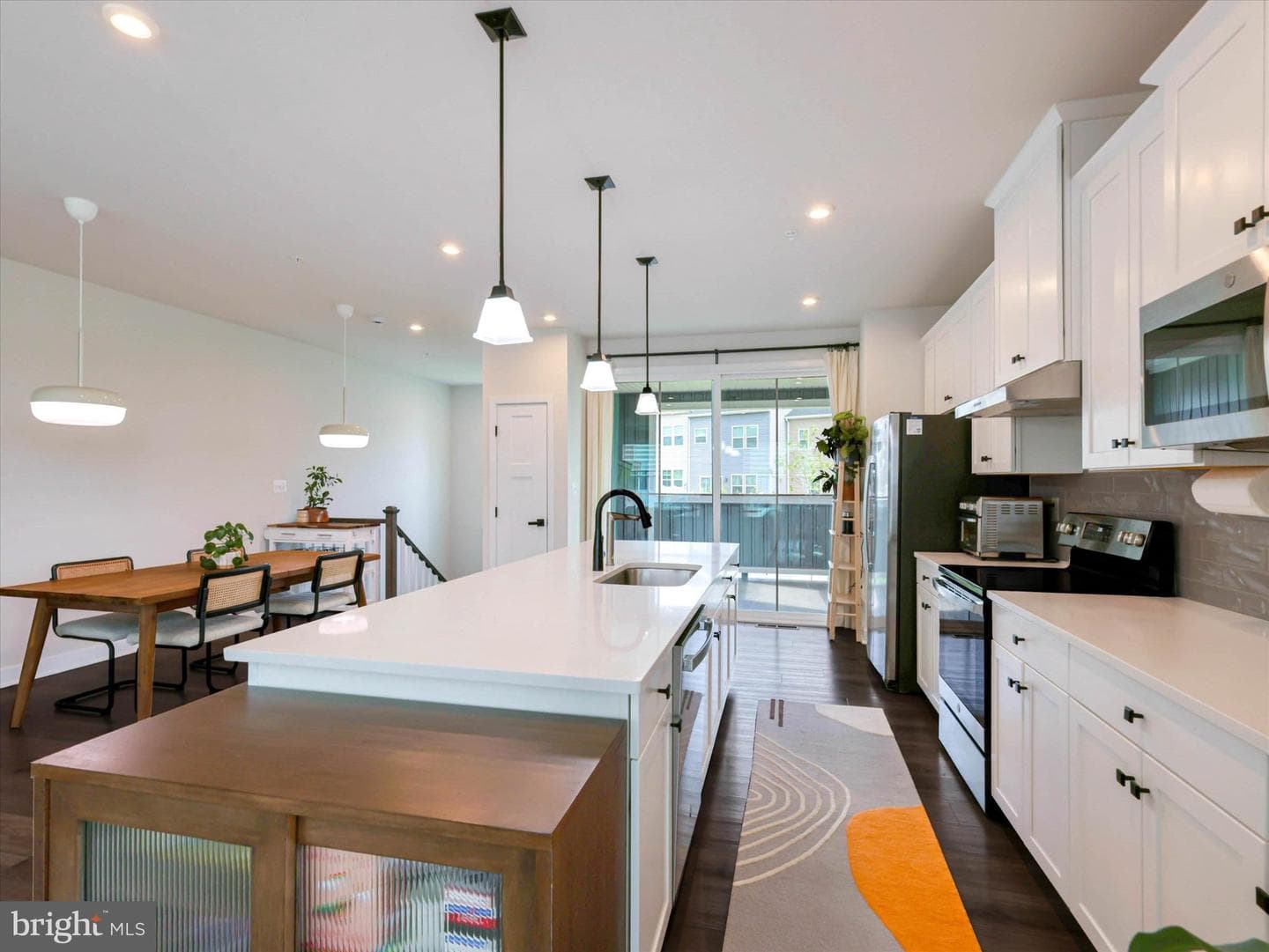 8123 Primrose Lane photo 4