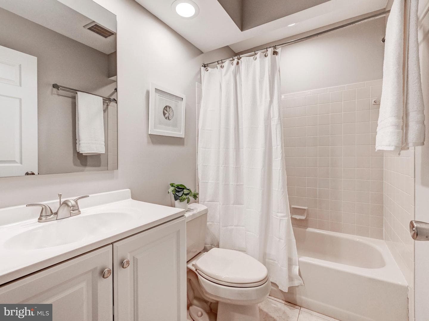 9345 Breamore Court photo 21