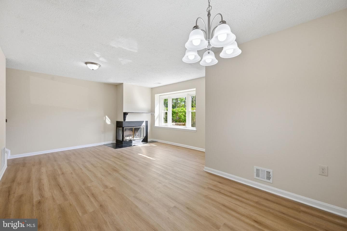 9045 N Laurel Road #k photo 8