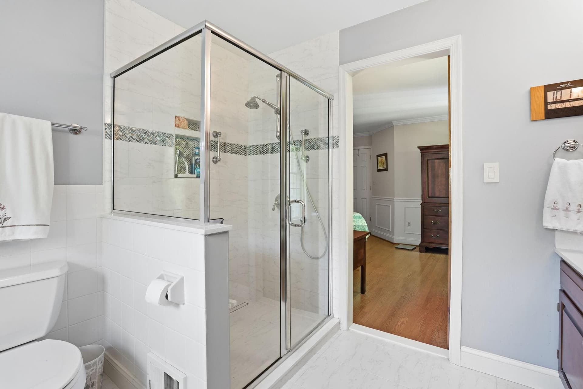 2829 Thornbrook Road photo 20