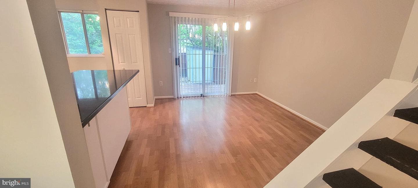 9320 Pirates Cove photo 24
