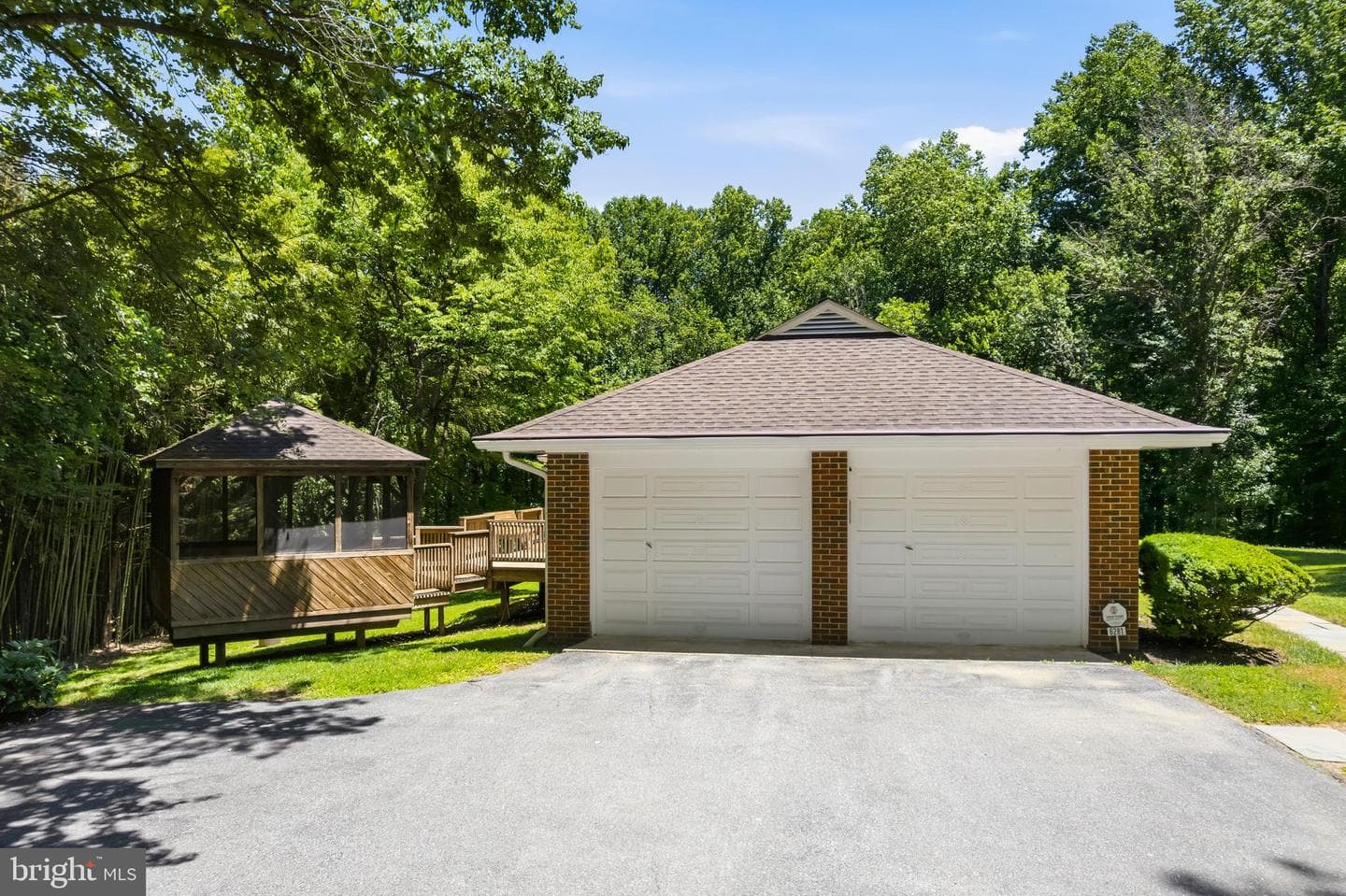 6281 Linkythorn Lane photo 71