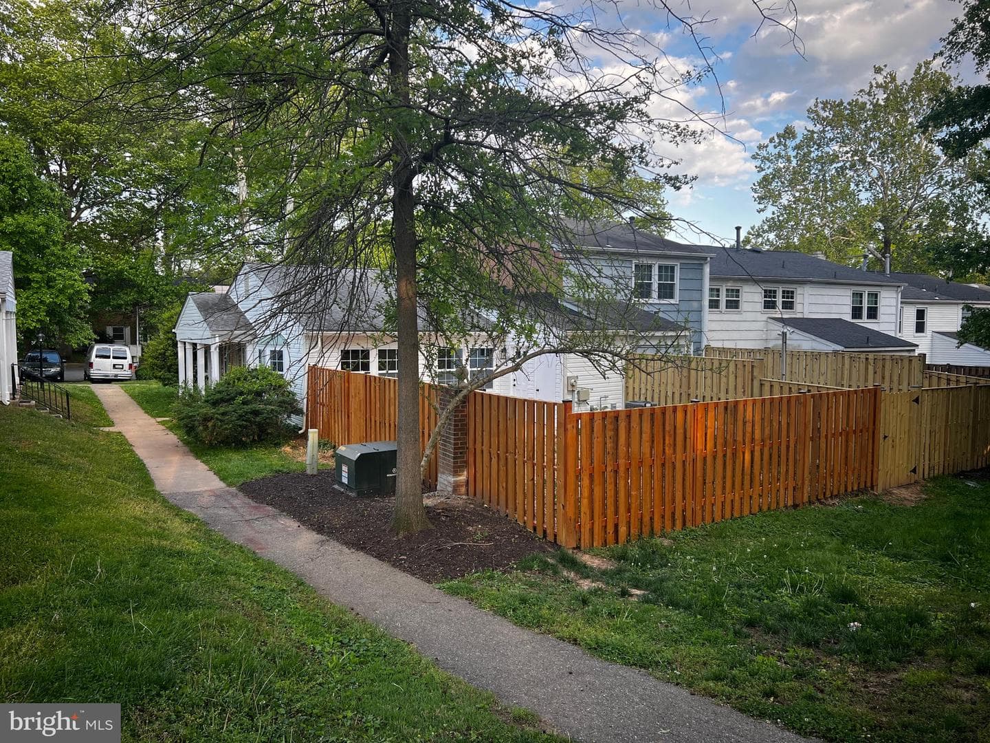5501 Woodenhawk Circle photo 31