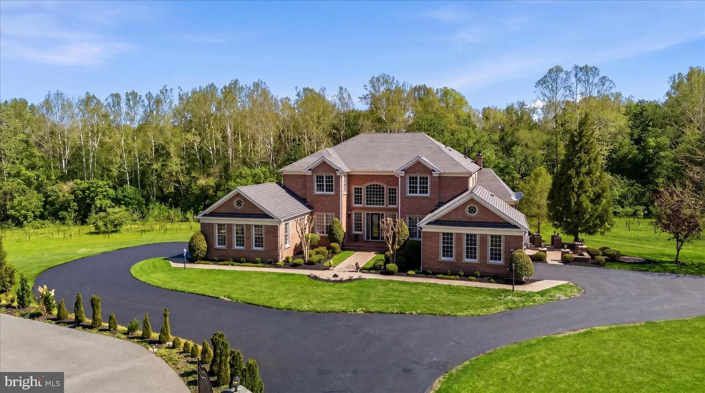 11610 Clarksville Pike