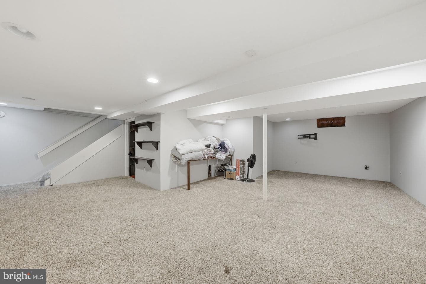9078 Flamepool Way photo 11