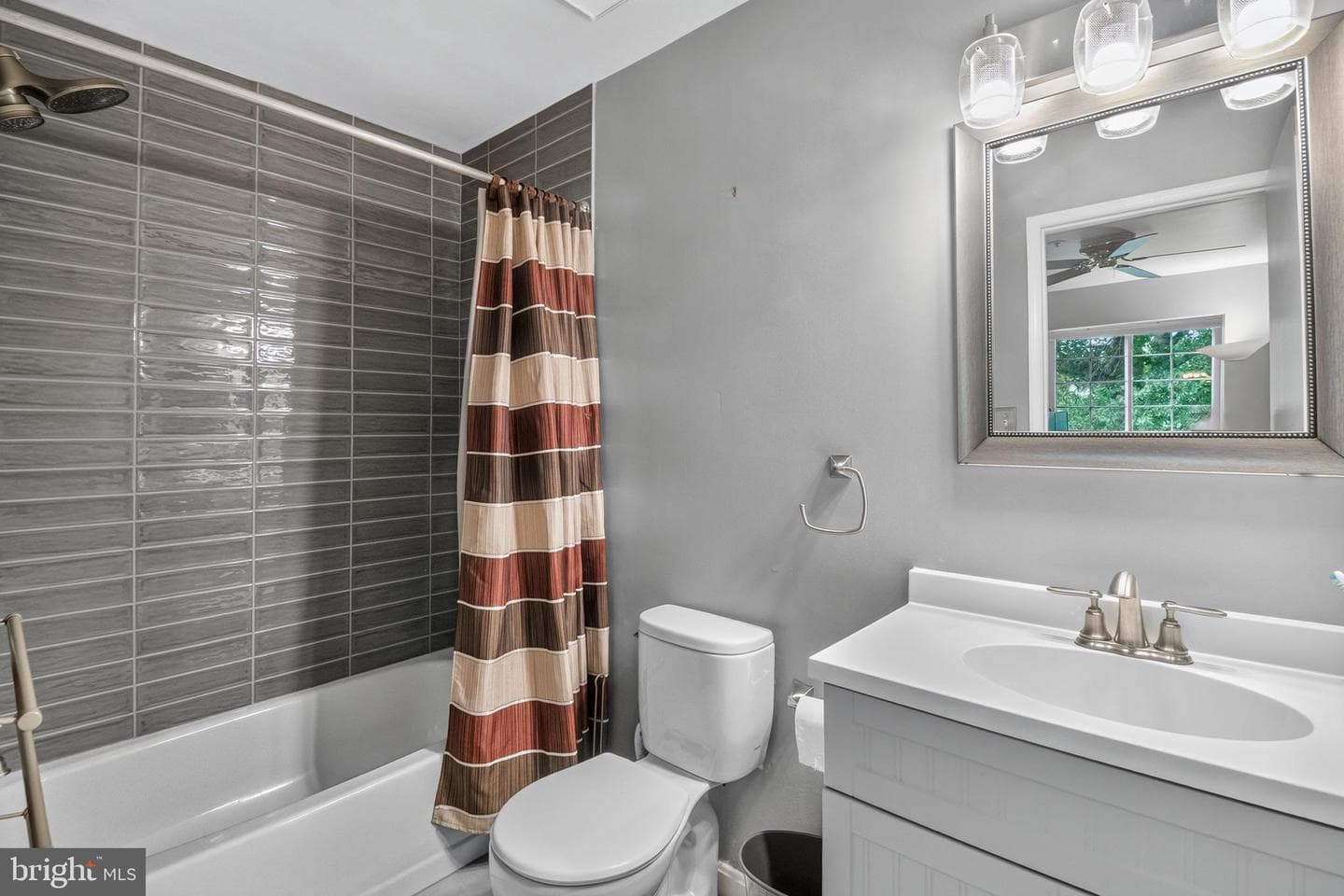 4942 Columbia Road #6 39 photo 15