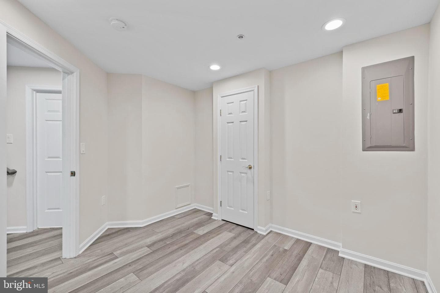 8880 Papillon Drive photo 60
