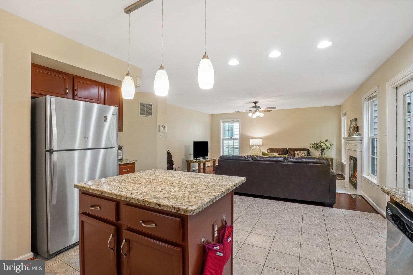 6217 Lilac Bush Lane photo 16