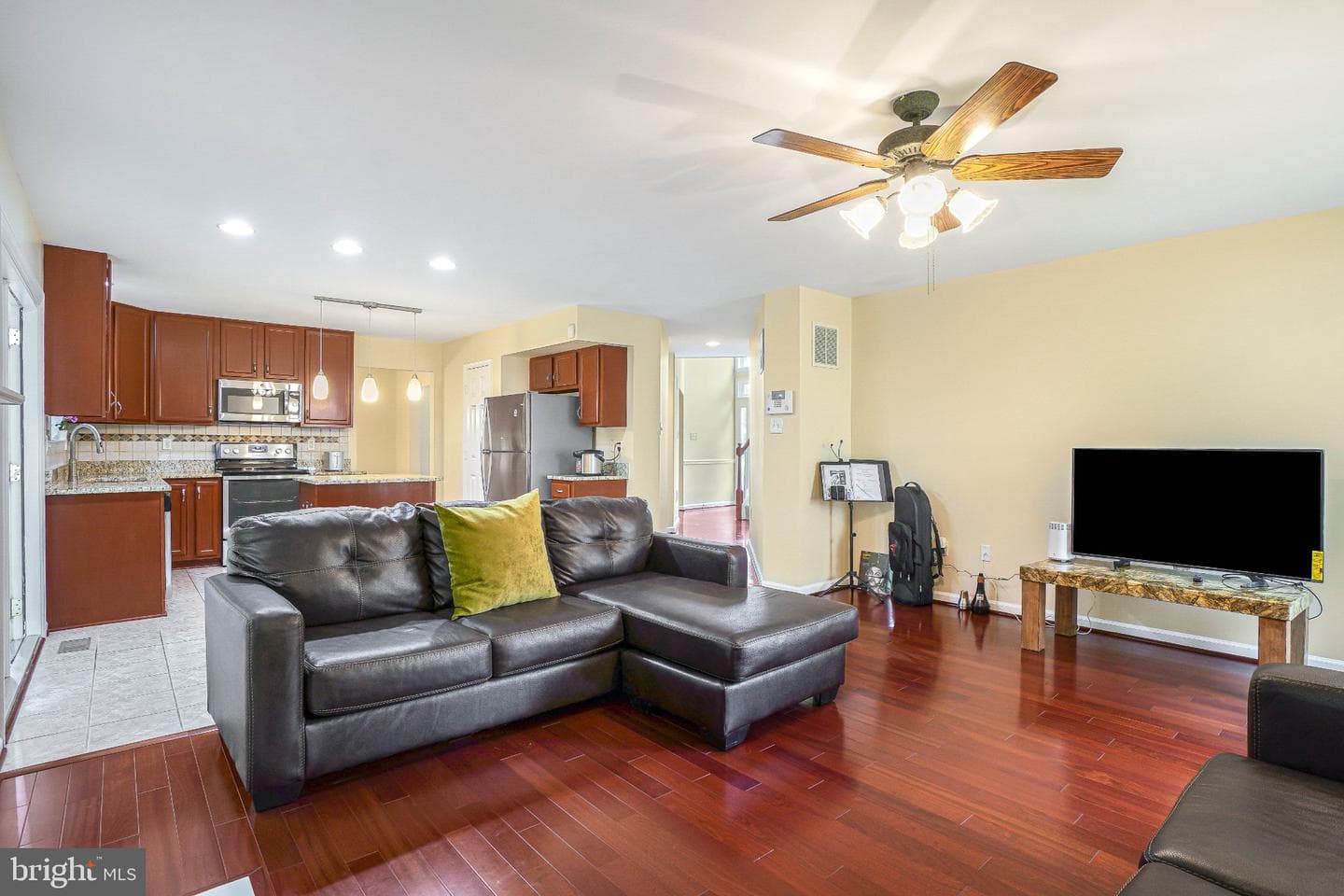 6217 Lilac Bush Lane photo 24