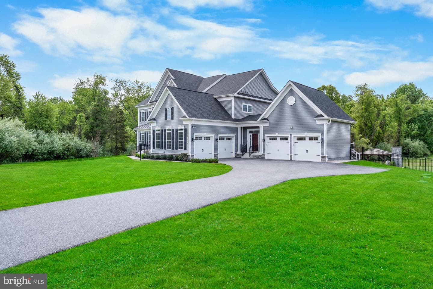 12201 Mayapple Drive photo 3
