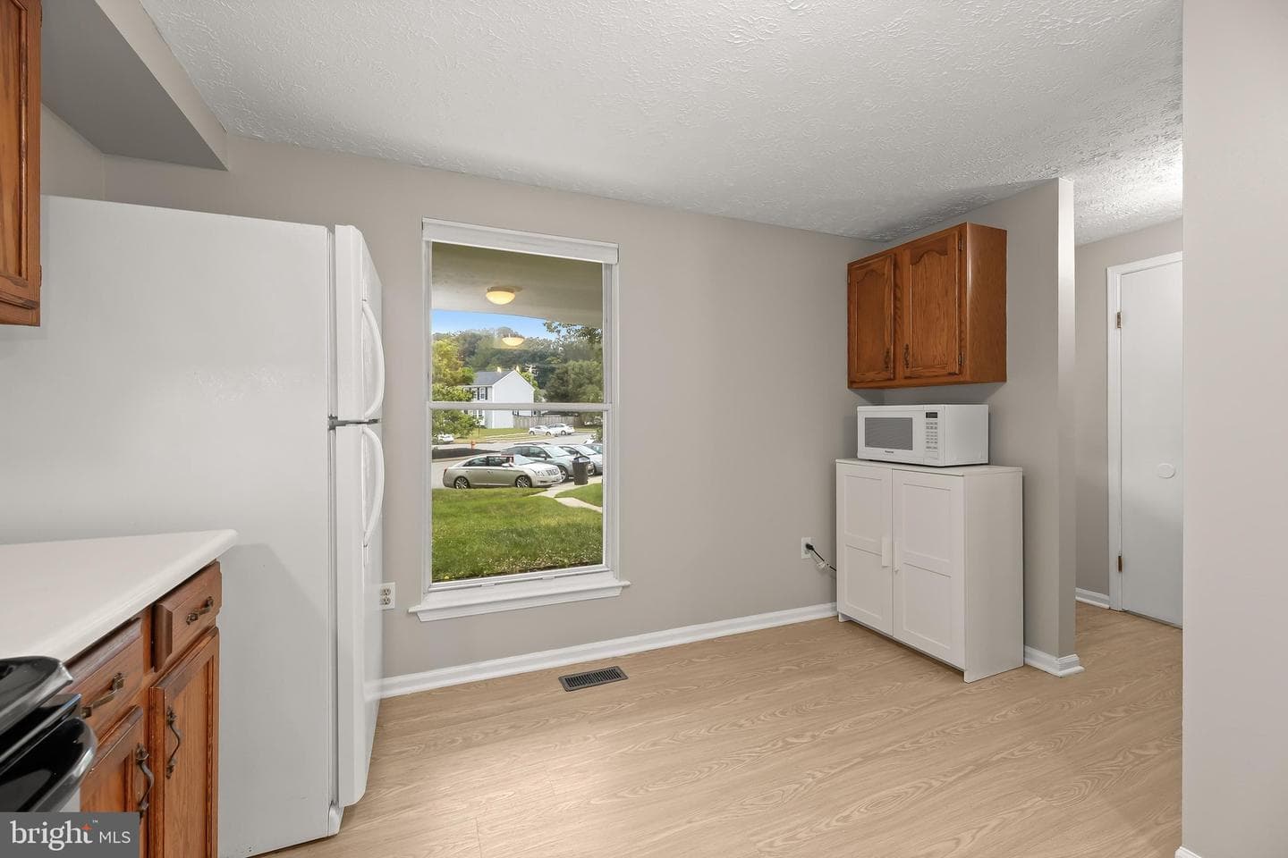 8035 Watermill Court photo 13