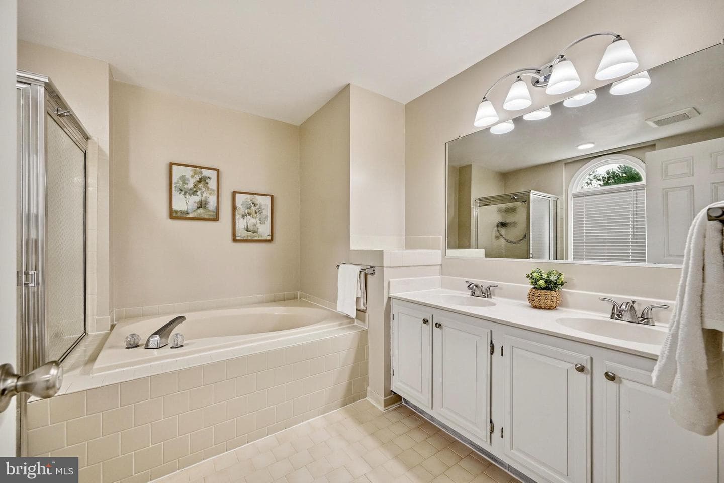 4955 Bramhope Lane photo 38