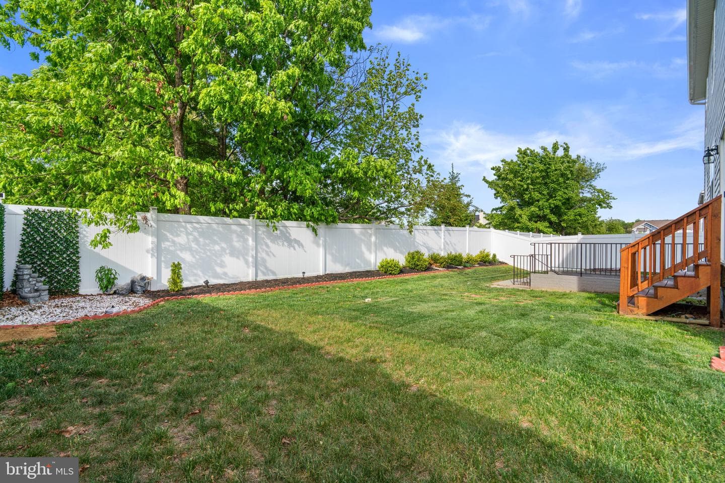 9318 Sydney Way photo 5