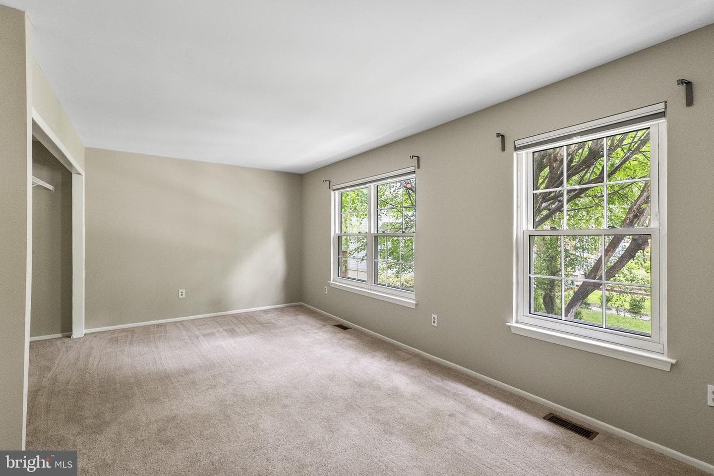 8868 Stonebrook Lane photo 23