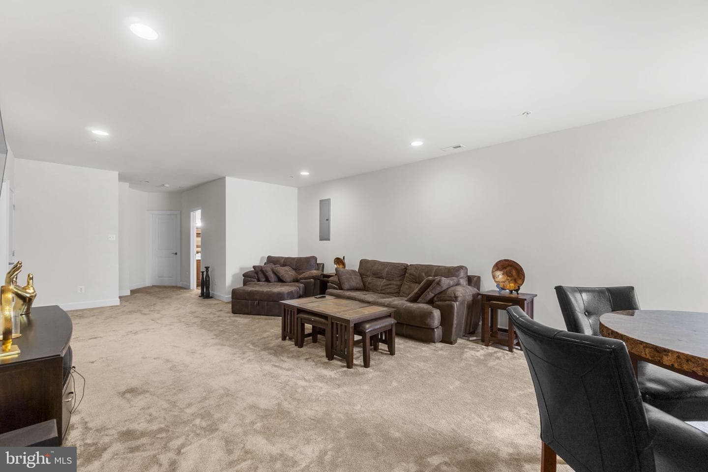 2726 W End Circle photo 44