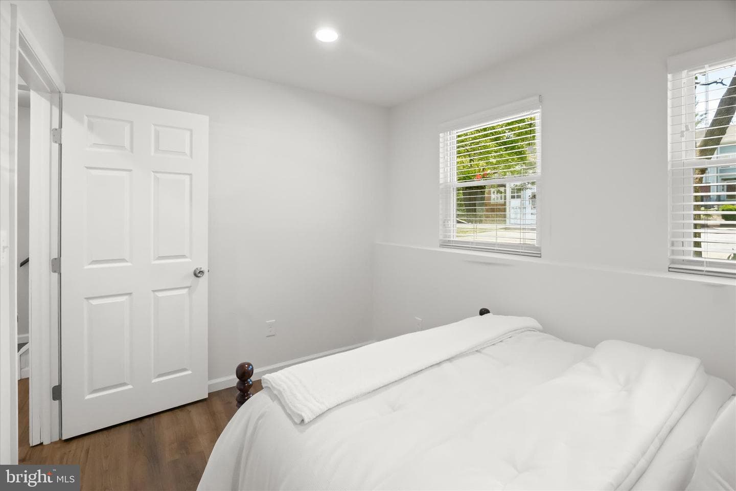 8206 Tall Trees Court photo 46