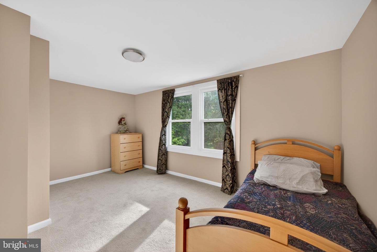 8615 Ridge Road photo 16