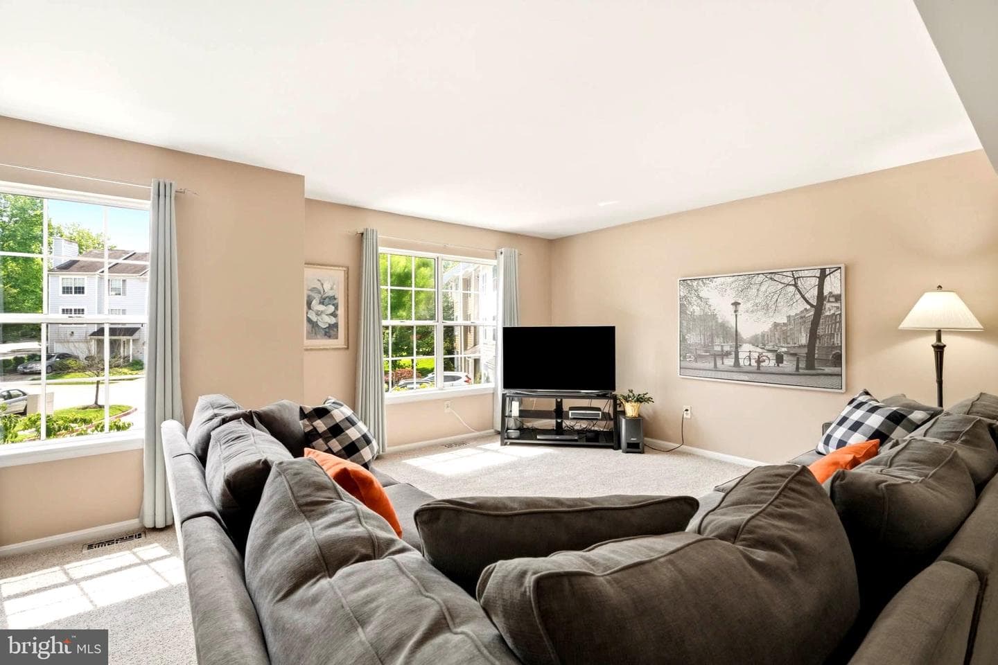 5363 Chase Lions Way photo 14