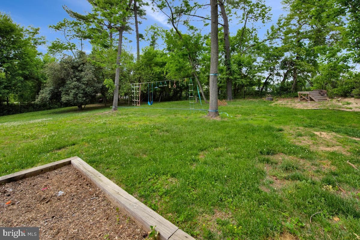 8530 Linwood Drive photo 47