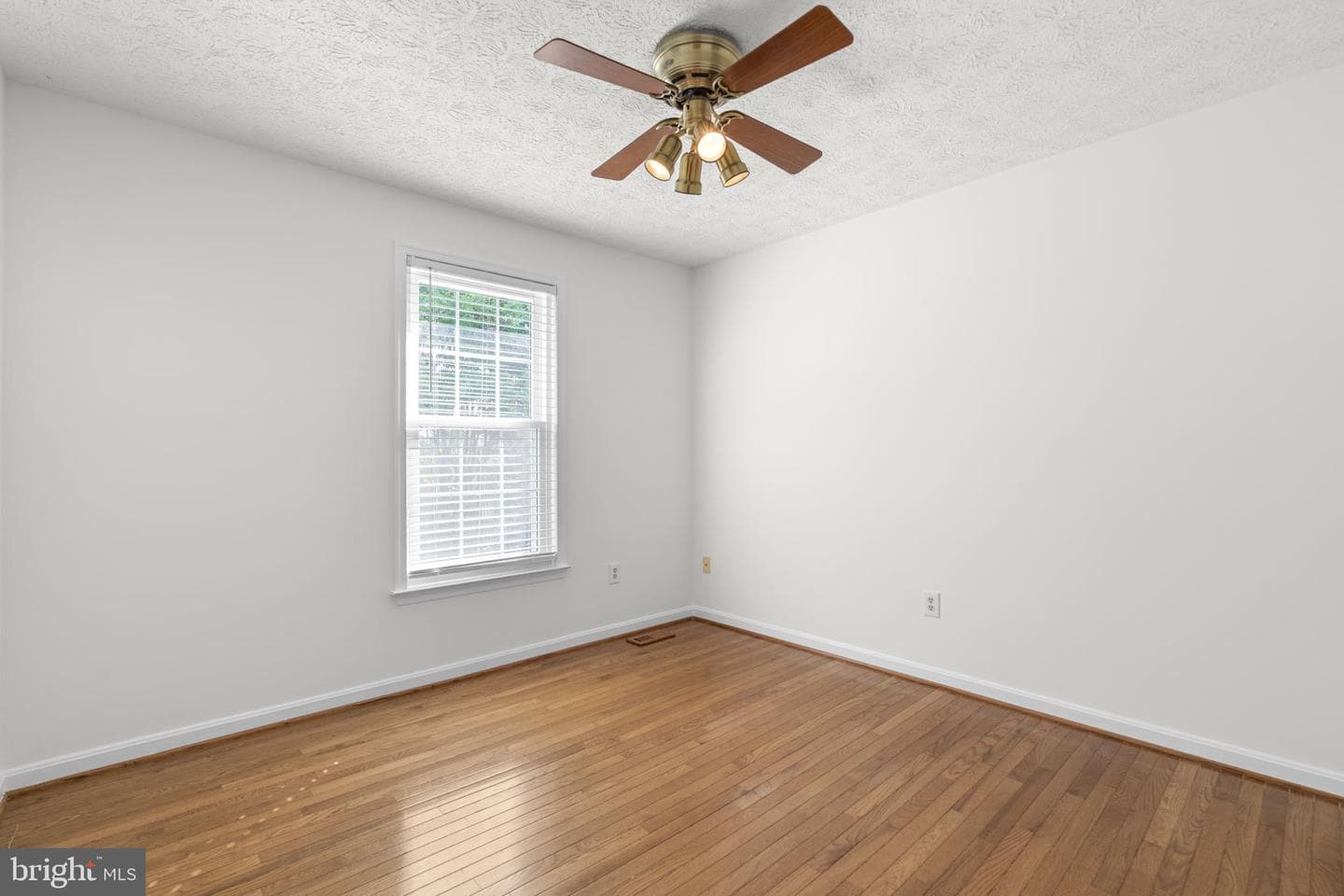 6649 Huntshire Drive photo 26
