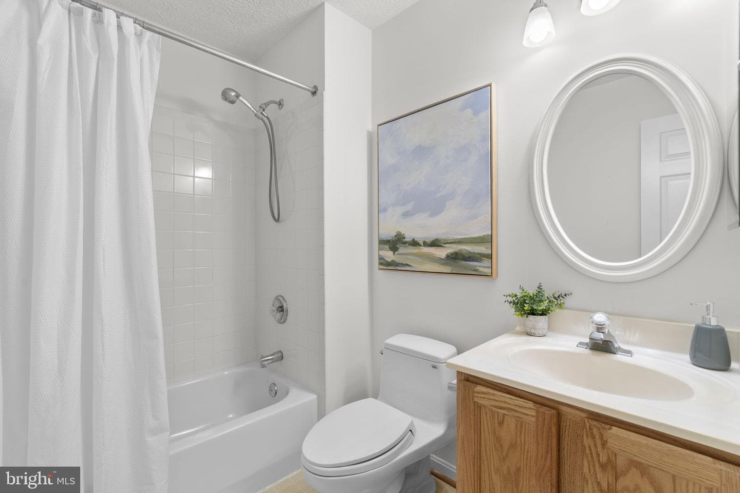 6649 Huntshire Drive photo 30