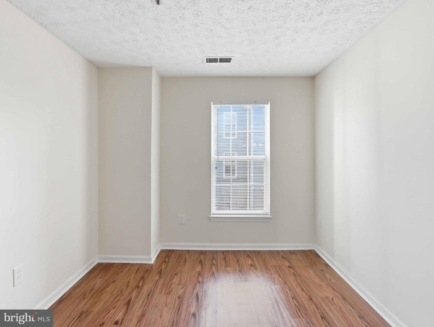 6460 Green Field Rd #204 photo 7