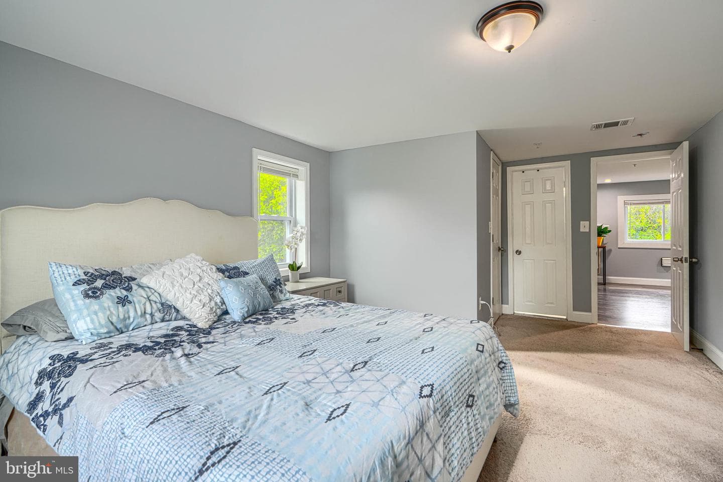 5797 Railroad Avenue photo 24