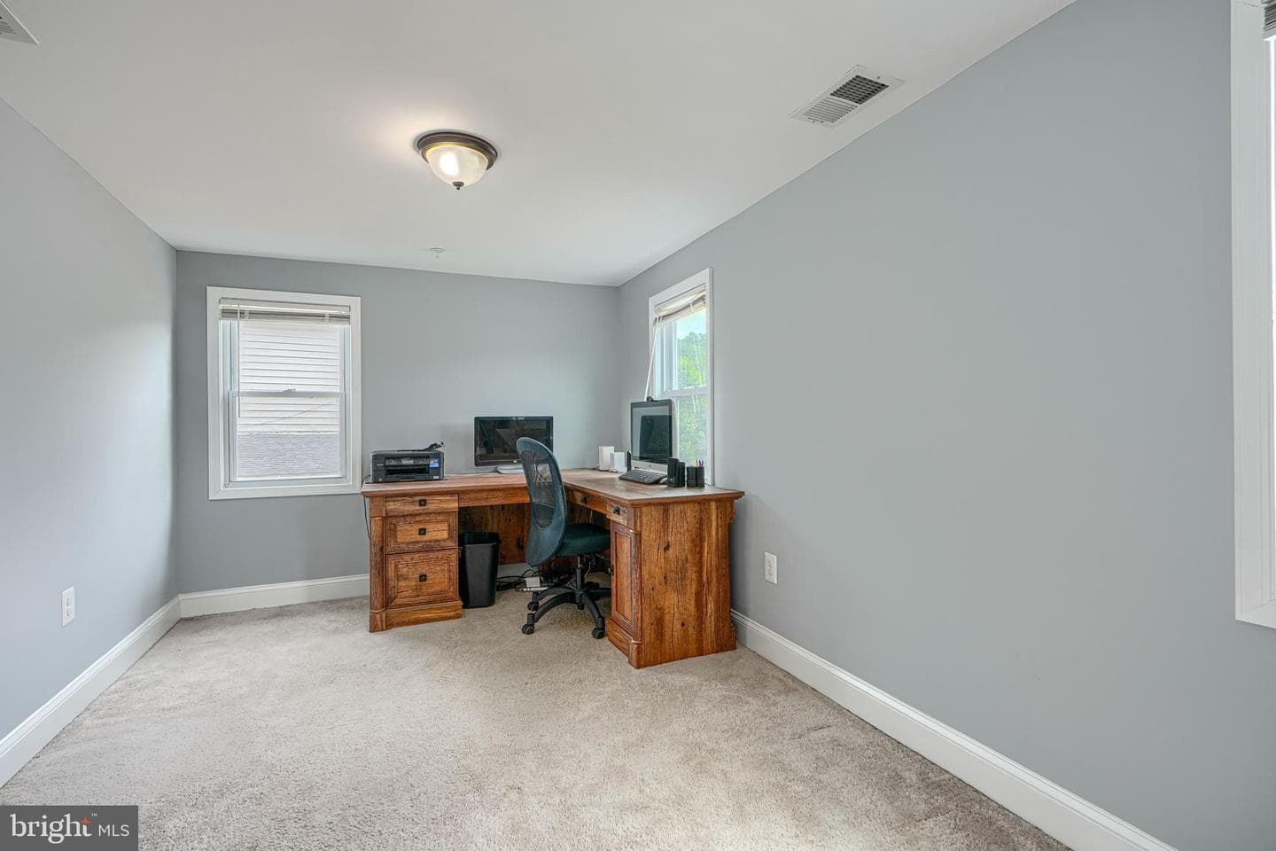 5797 Railroad Avenue photo 30