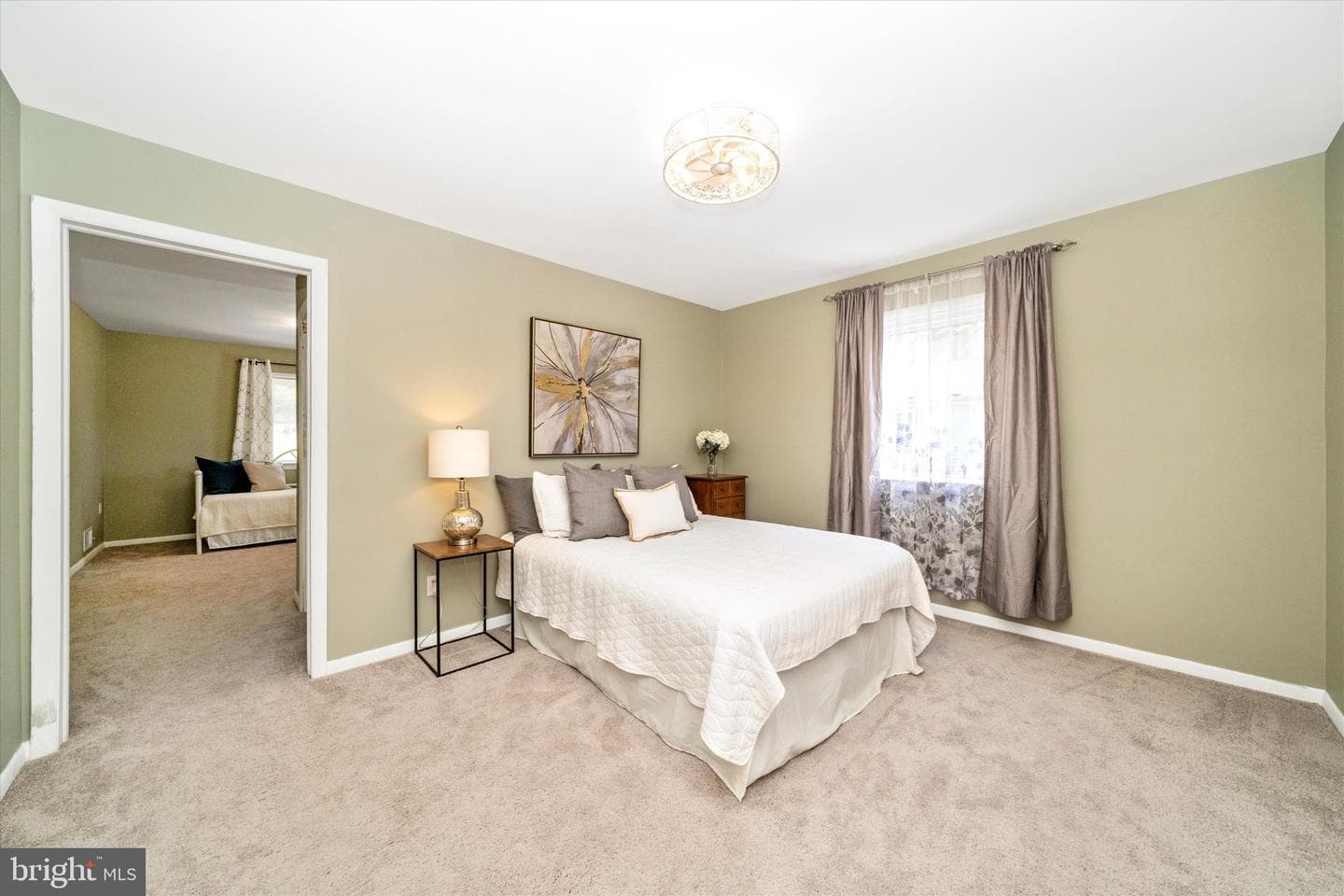 8409 Woodward Street photo 22