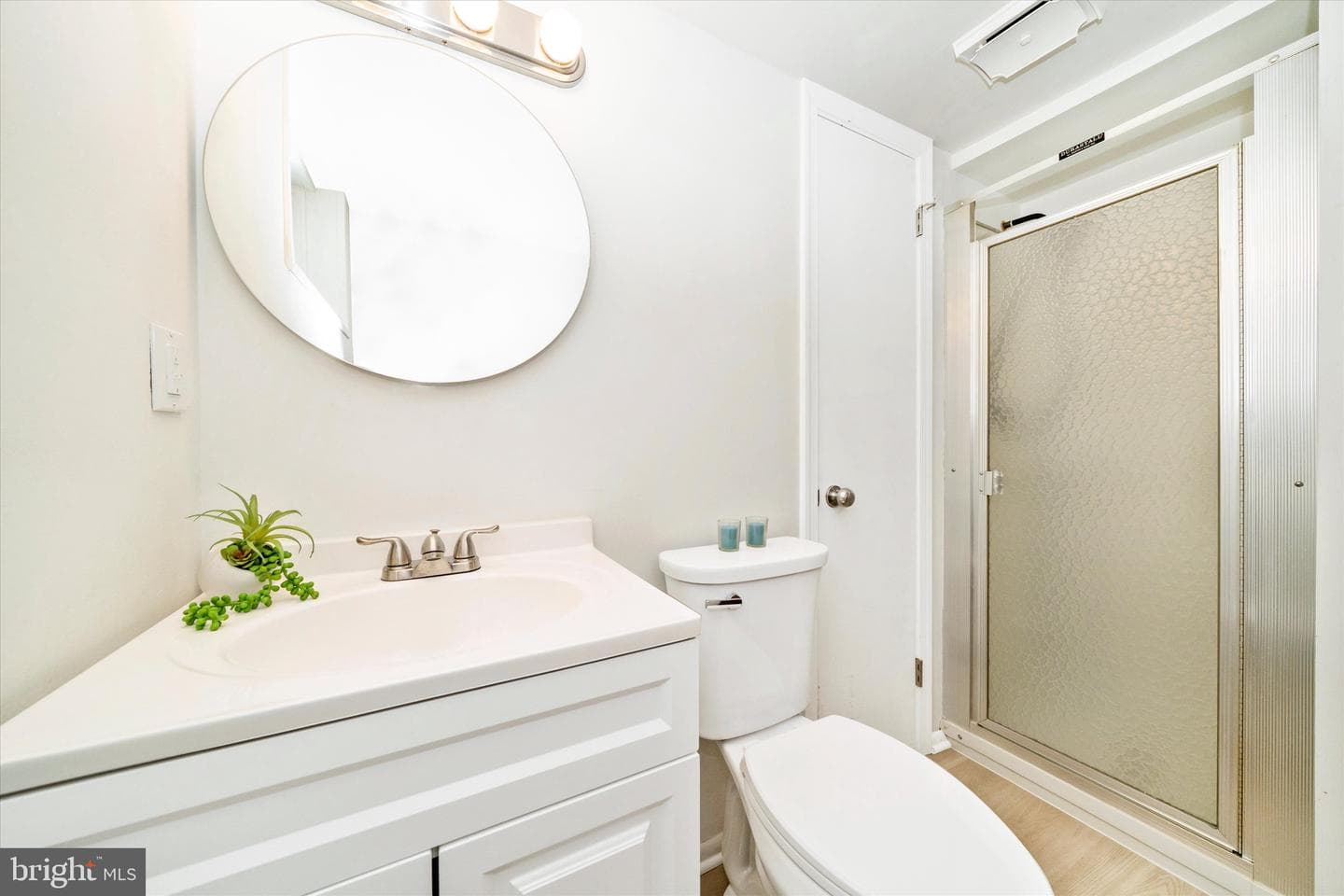 8409 Woodward Street photo 38