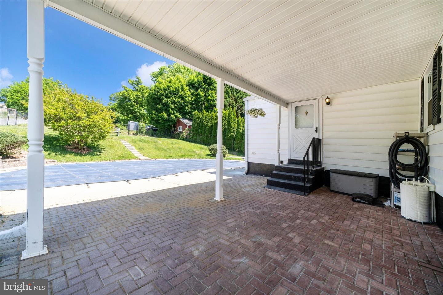 8409 Woodward Street photo 46