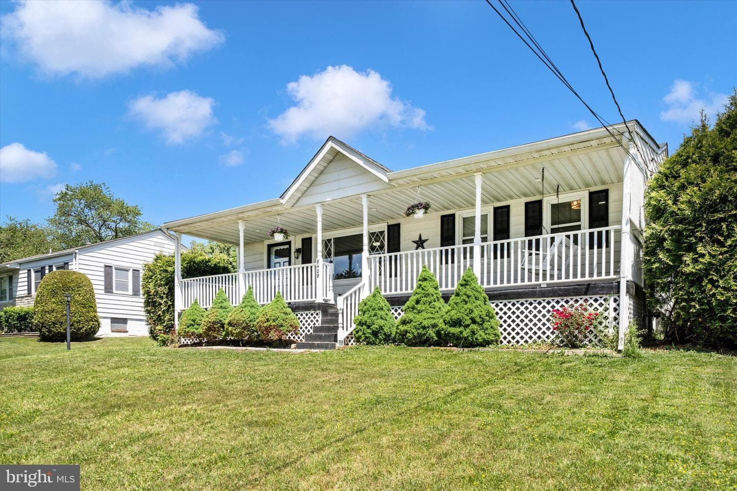 8409 Woodward Street photo 53