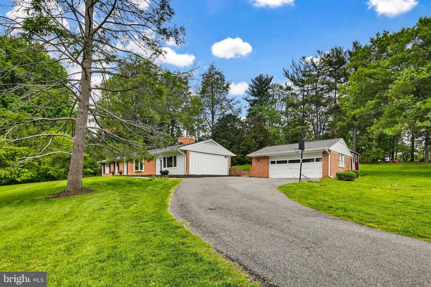 6702 Whitegate Rd photo 48