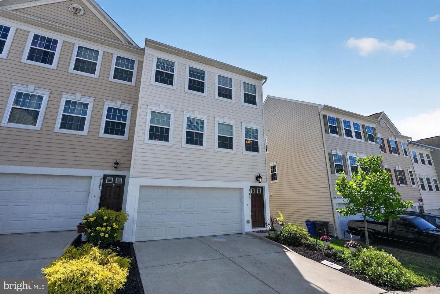 9209 Maggies Way photo 2