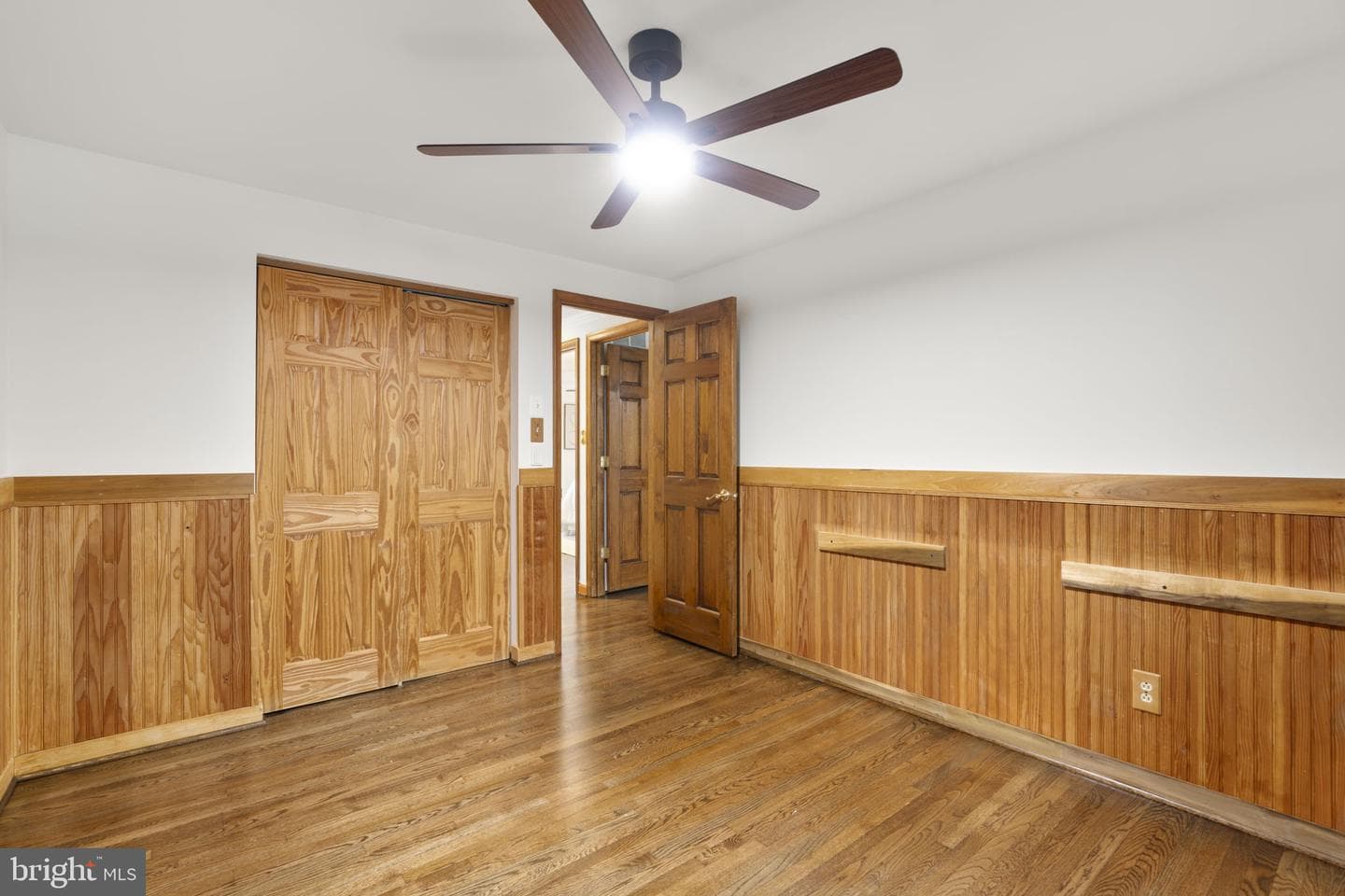 5206 Hesperus Drive photo 28