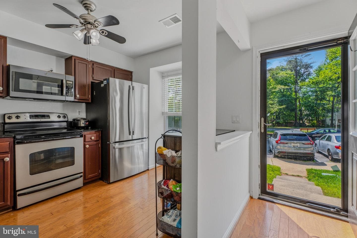 9611 Stirling Bridge Drive photo 4