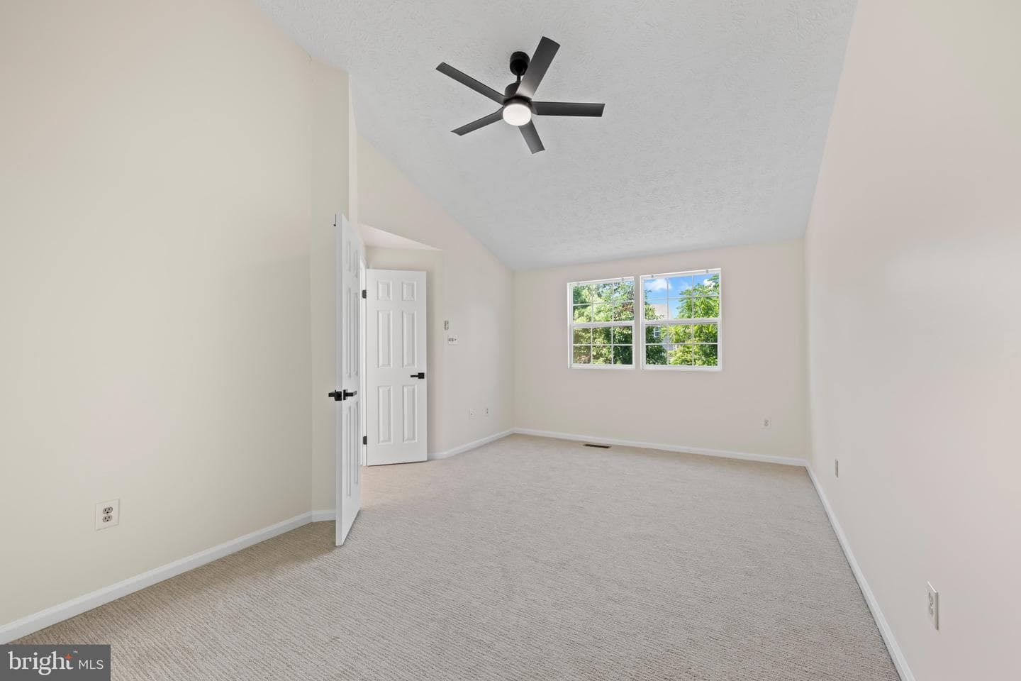 10904 Kathleen Court photo 30