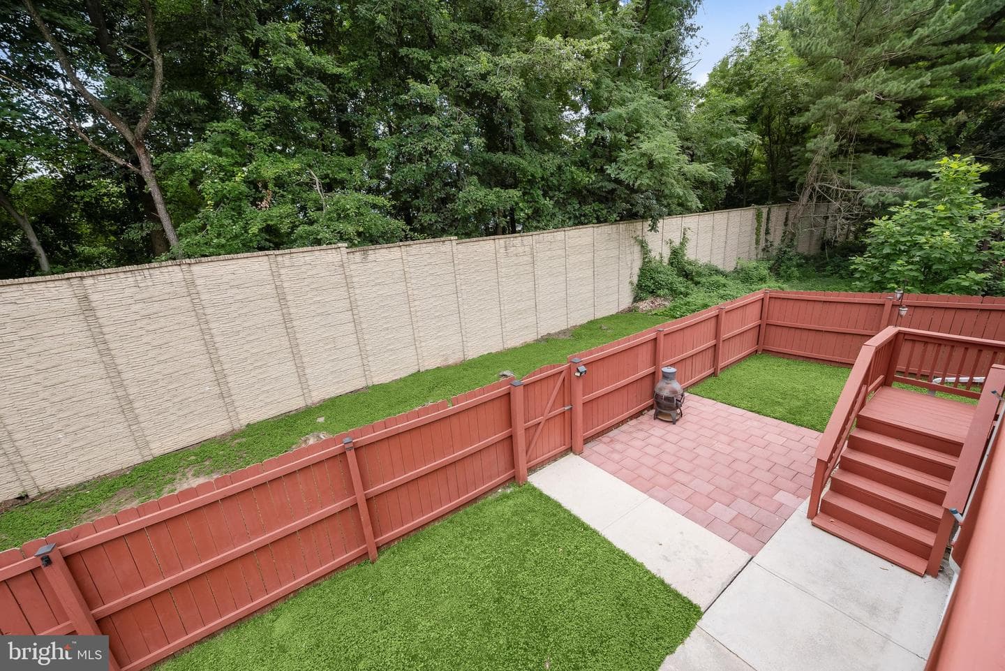 6584 Huntshire Drive photo 16